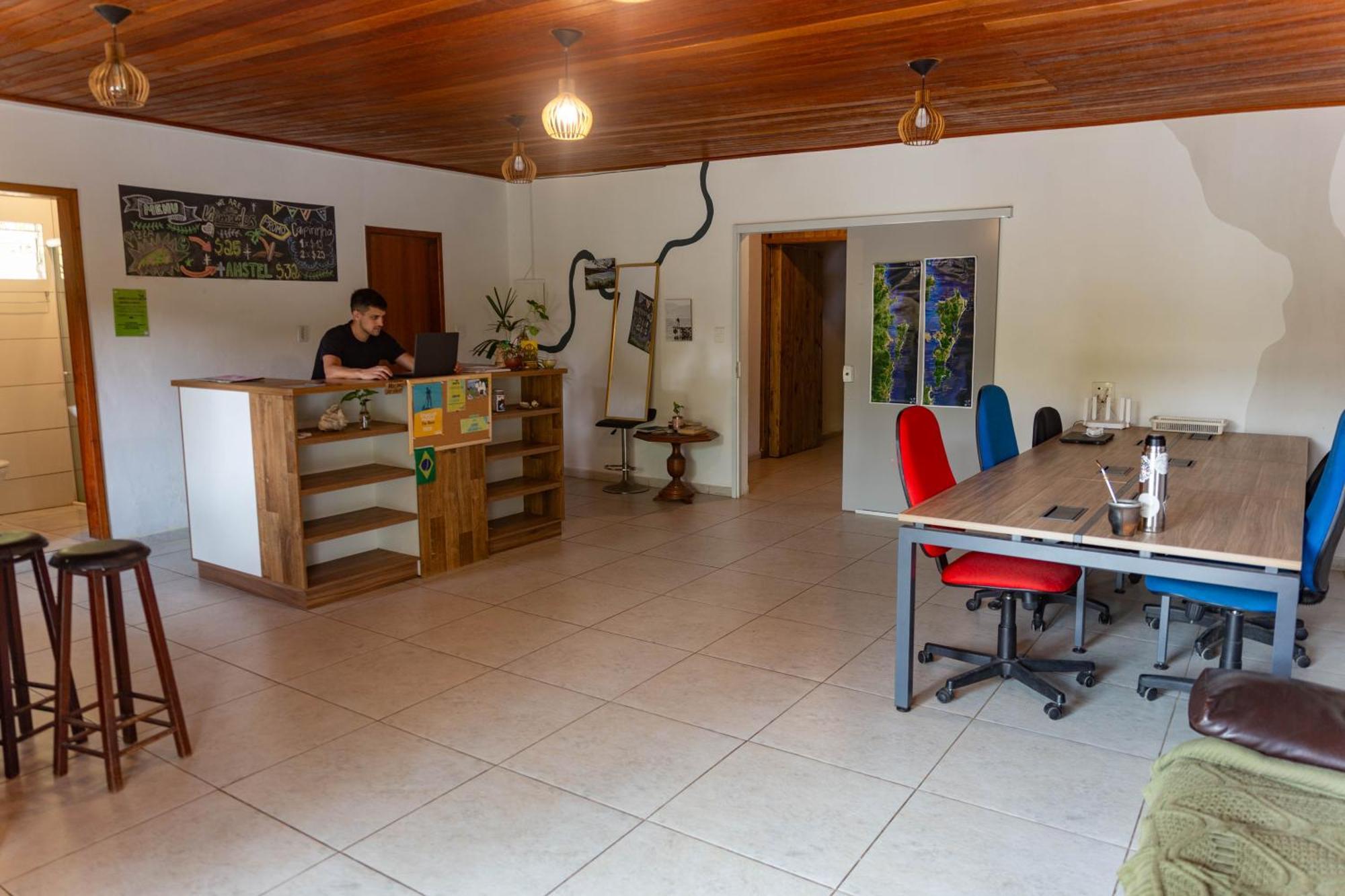Nomades Riverside - Adventure Hostels & Coworking - Florianopolis — Photos 2